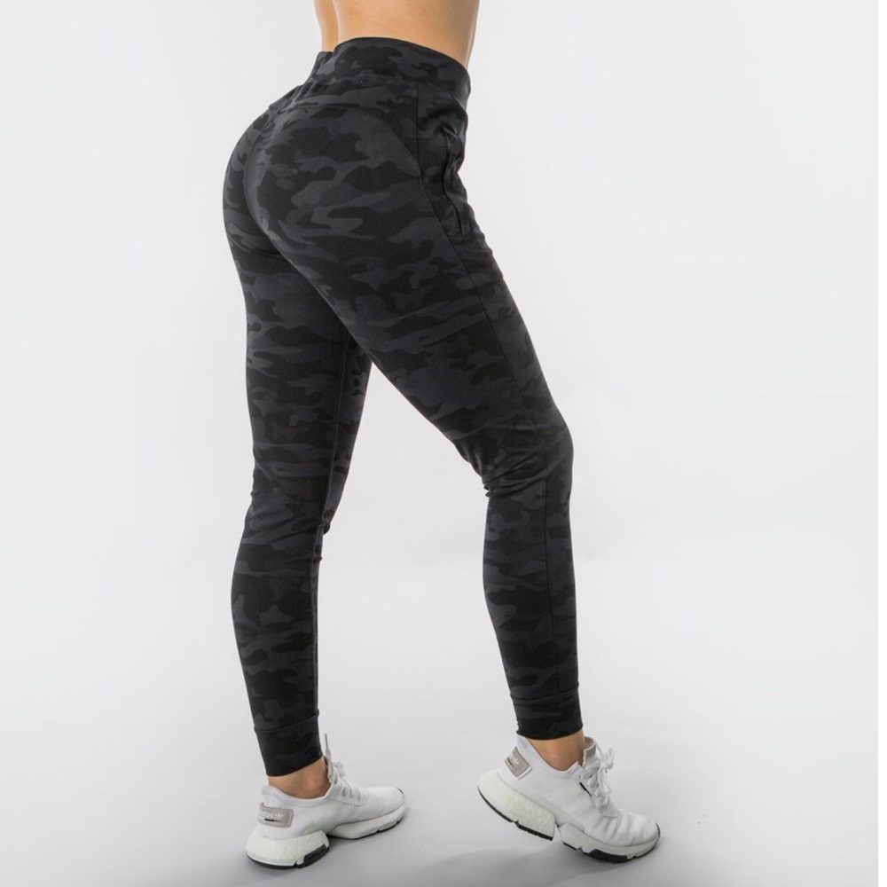 Brand new!!! Alphalete Black camo joggers!